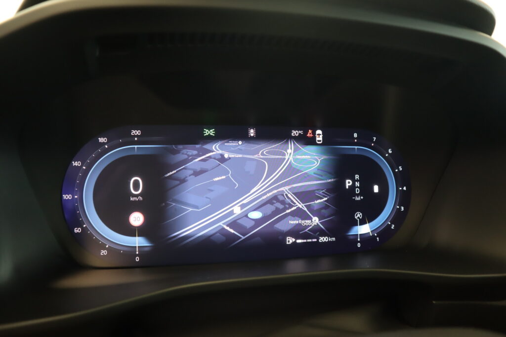 Volvo XC40, image 19