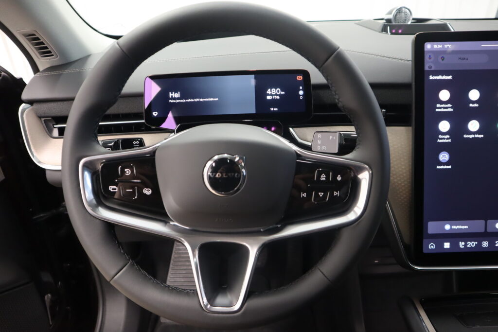 Volvo EX90, image 15