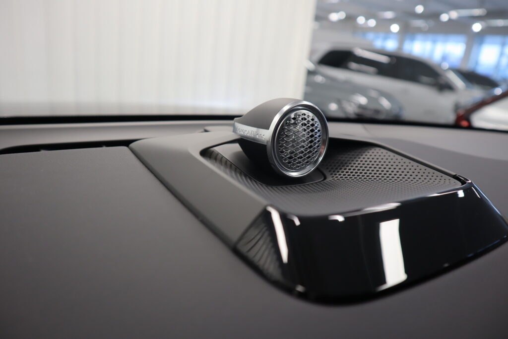 Volvo EX90, image 20