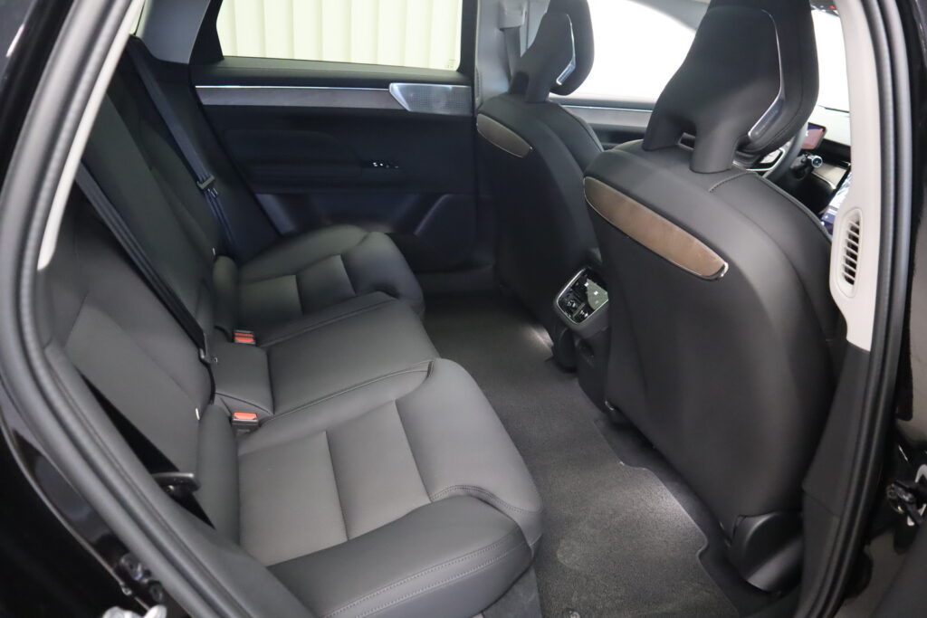 Volvo ES90, image 11