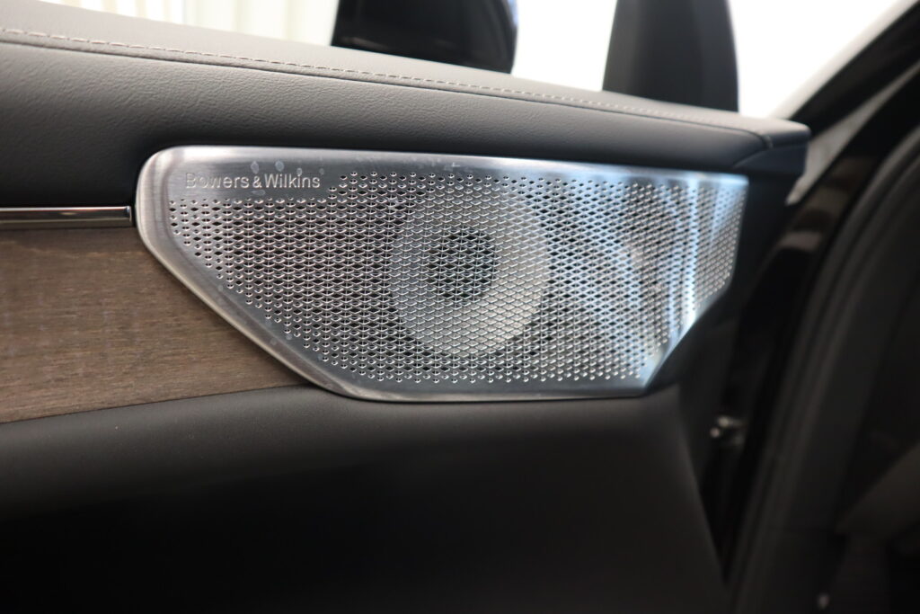 Volvo ES90, image 13