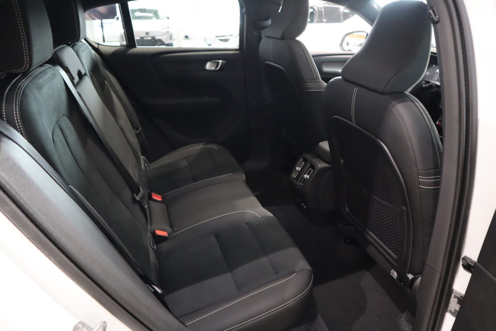 Volvo EC40, image 10