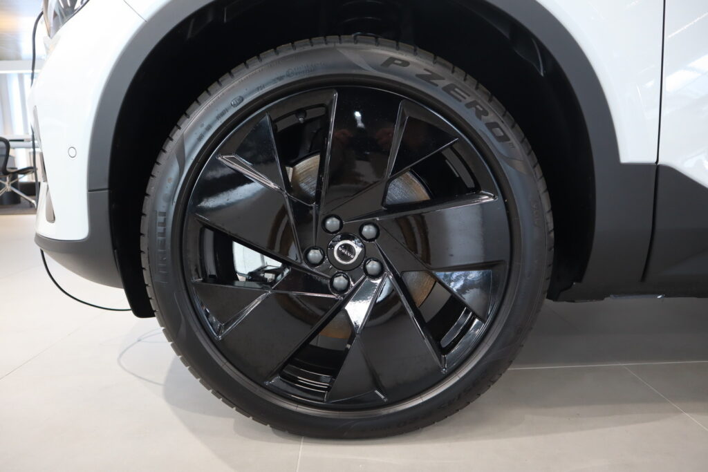 Volvo EC40, image 17