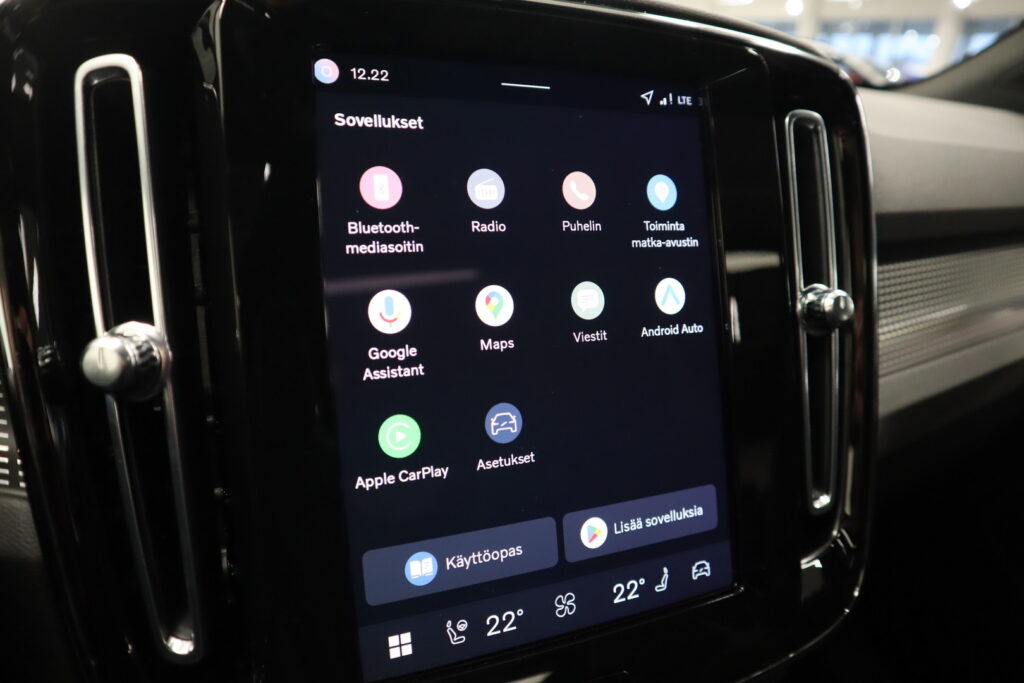 Volvo EX40, image 18