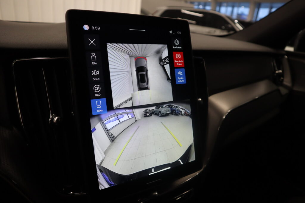 Volvo XC60, image 17