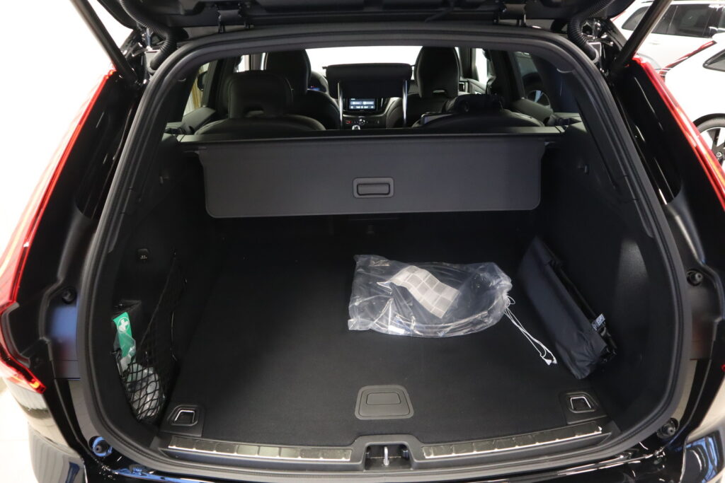 Volvo XC60, image 22