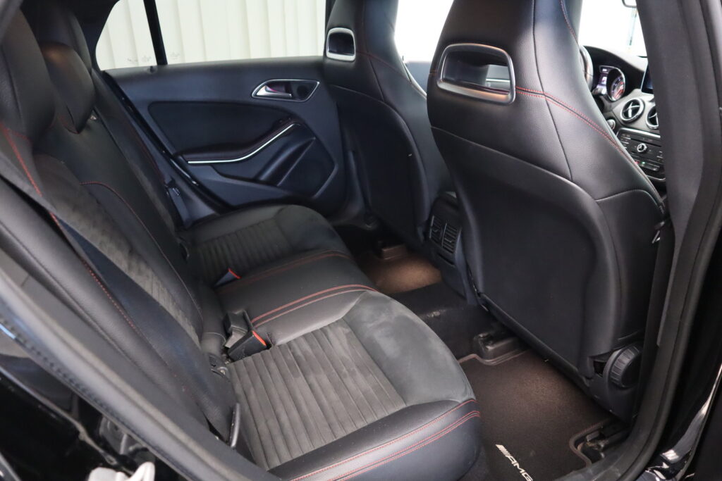 Mercedes-Benz CLA, image 12