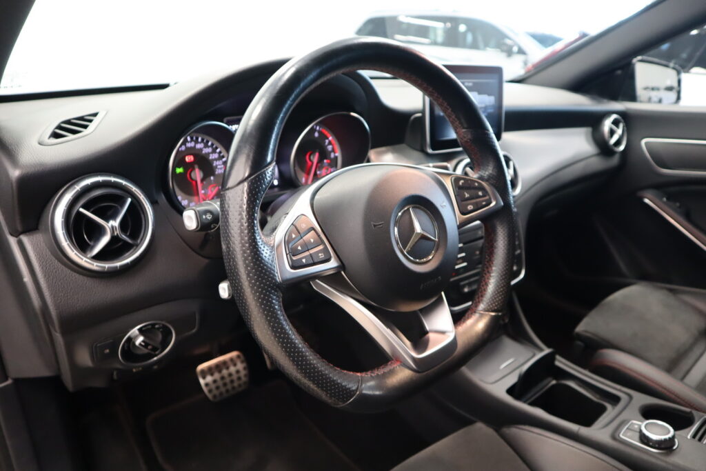 Mercedes-Benz CLA, image 13