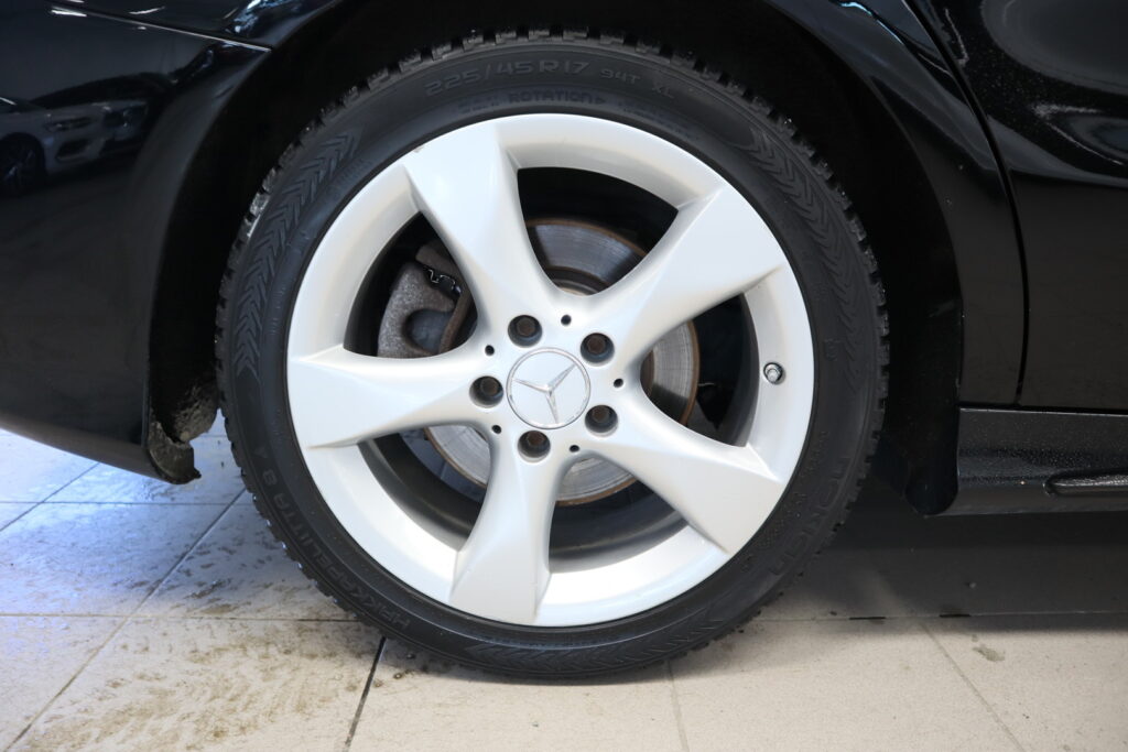 Mercedes-Benz CLA, image 20