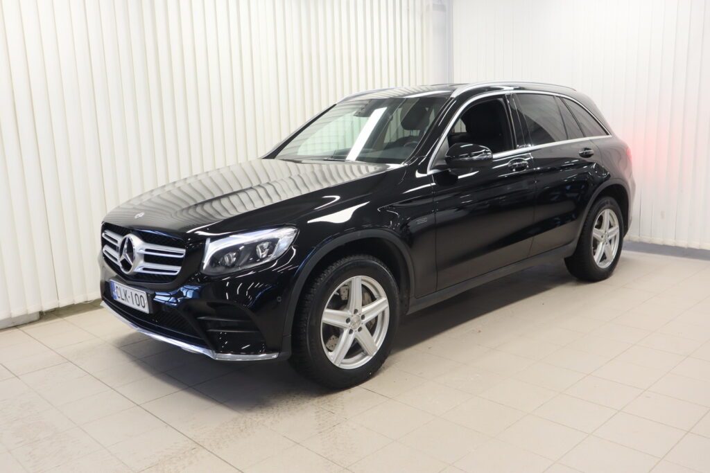 Mercedes-Benz GLC, image 1