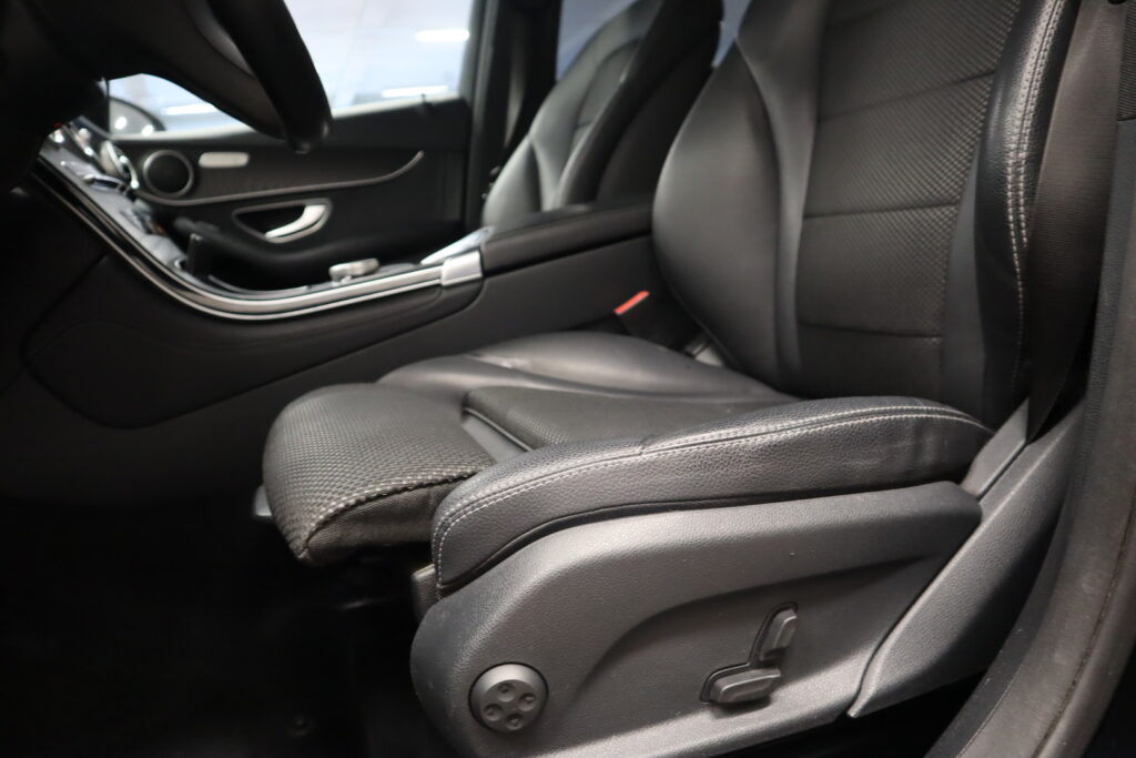 Mercedes-Benz GLC, image 13