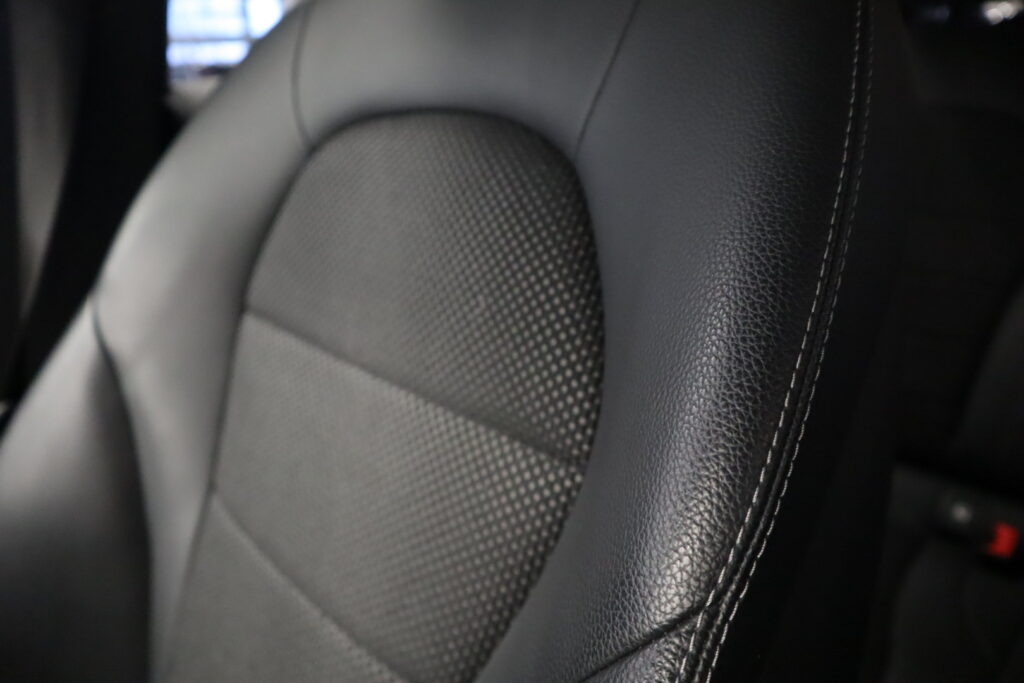 Mercedes-Benz GLC, image 18