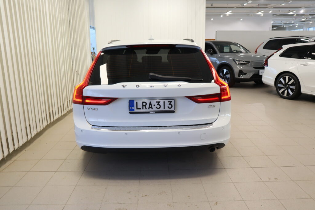 Volvo V90, image 6