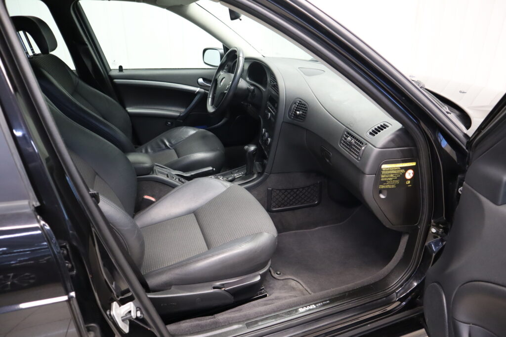 Saab 9-5, image 10