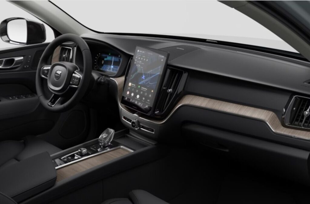 Volvo XC60, image 2
