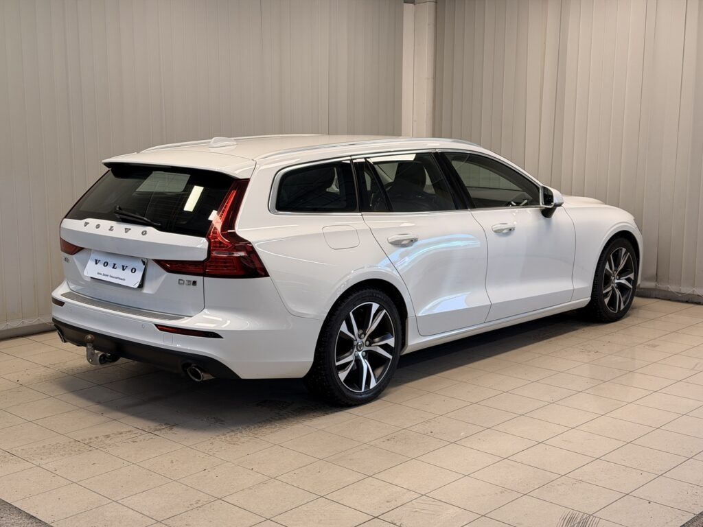 Volvo V60, image 3