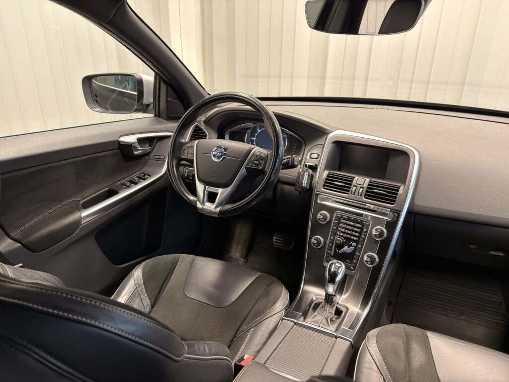 Volvo XC60, image 11