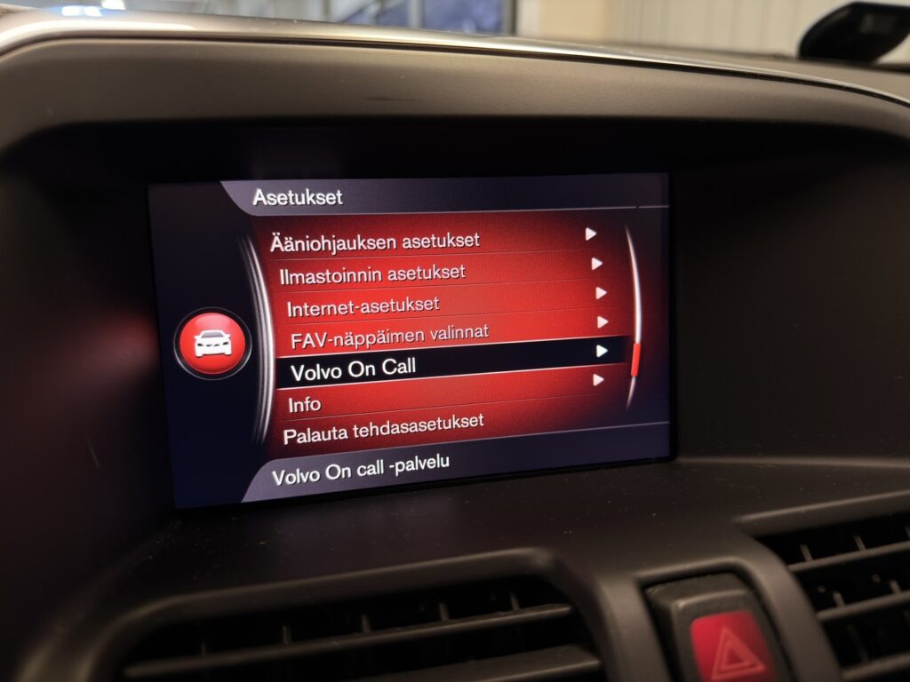 Volvo XC60, image 18