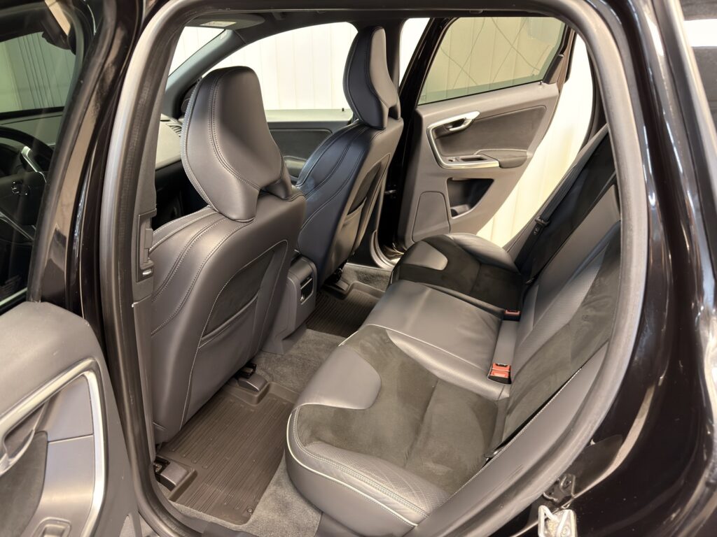Volvo XC60, image 7