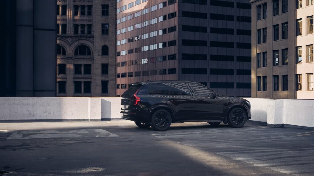 Volvo XC90, image 2