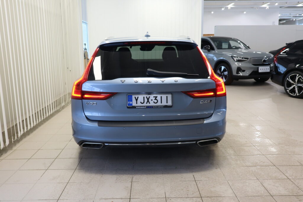 Volvo V90, image 6