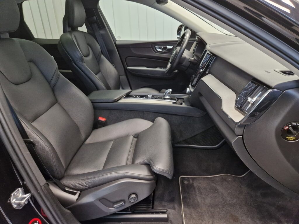 VOLVO XC60, image 10