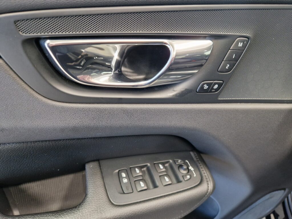 VOLVO XC60, image 19