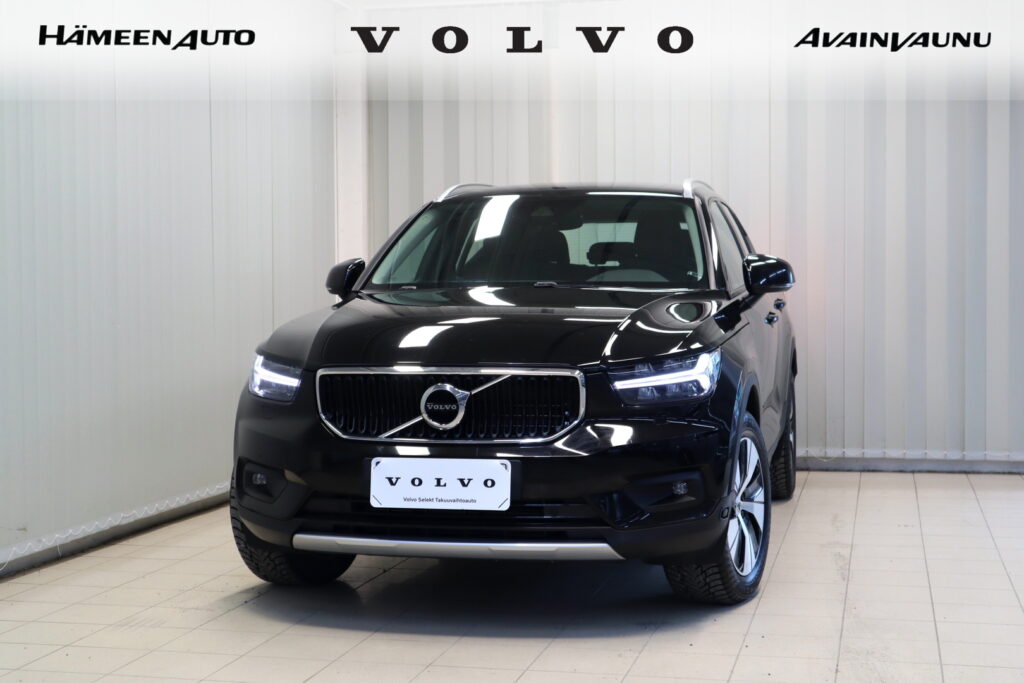 Volvo XC40, image 1