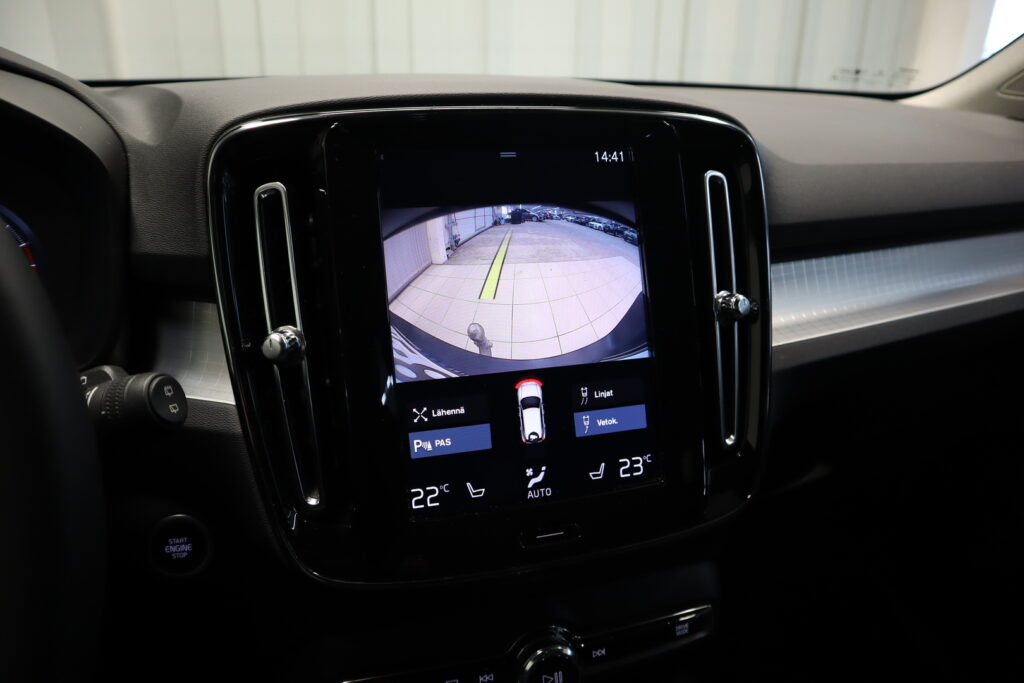 Volvo XC40, image 15