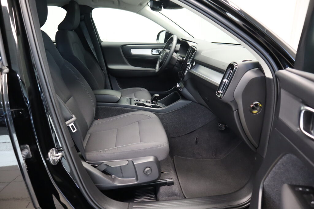 Volvo XC40, image 20
