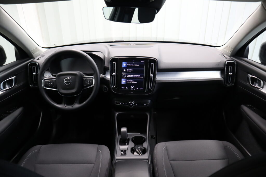 Volvo XC40, image 21