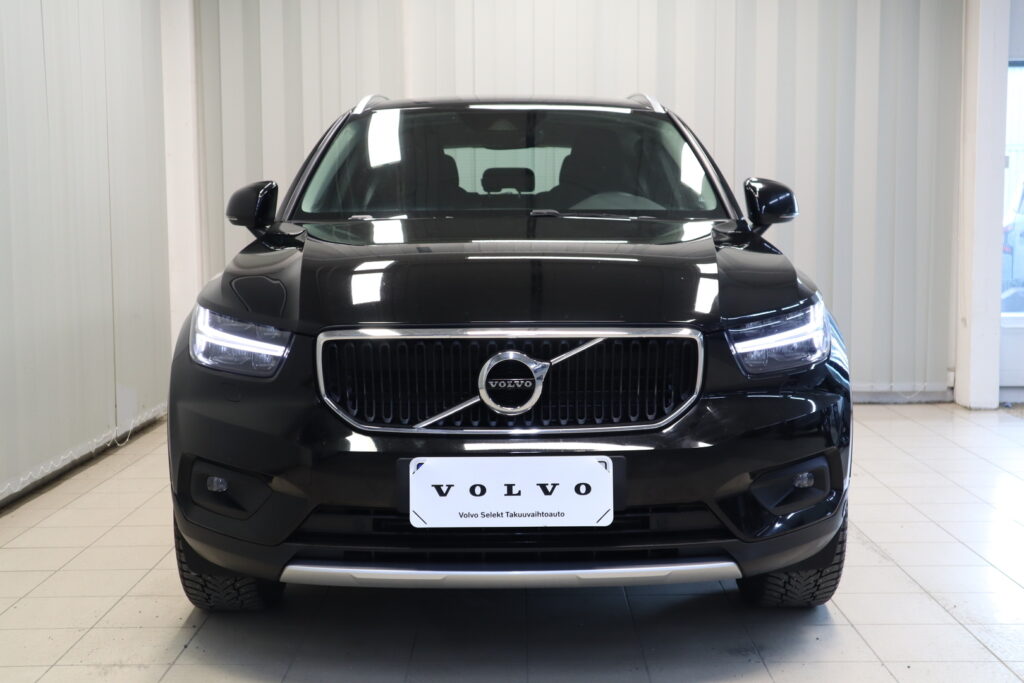 Volvo XC40, image 3