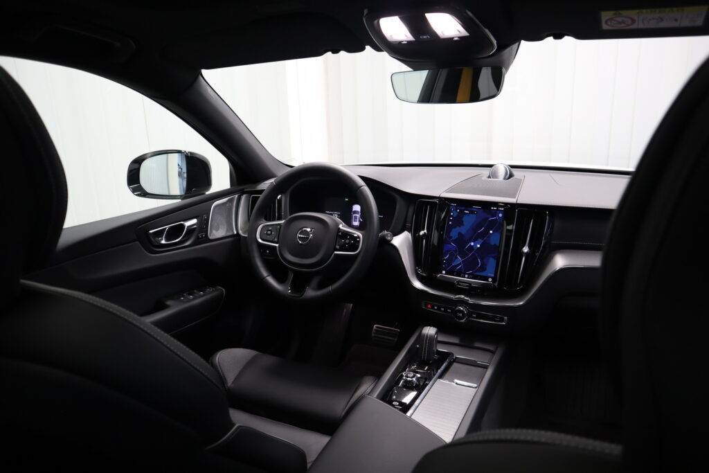 Volvo XC60, image 12