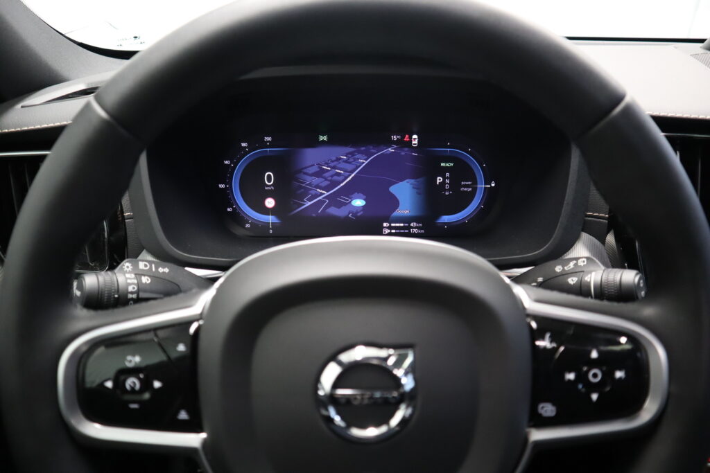 Volvo XC60, image 13