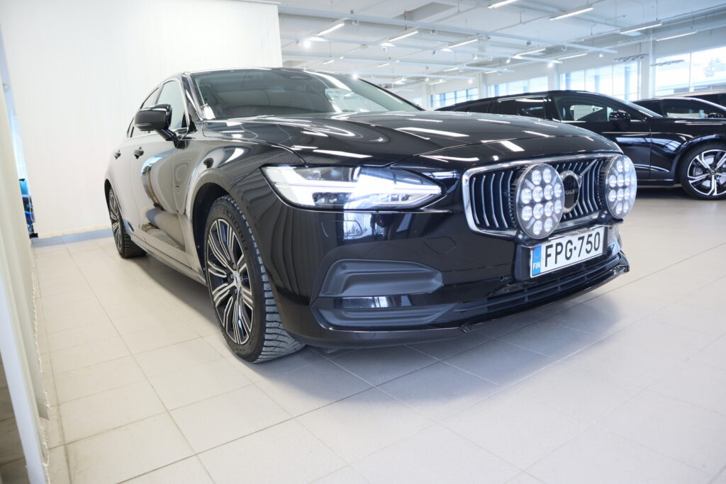 Volvo S90, image 3