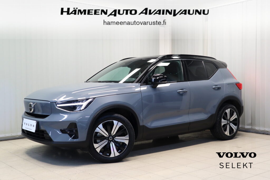 Volvo XC40, image 1