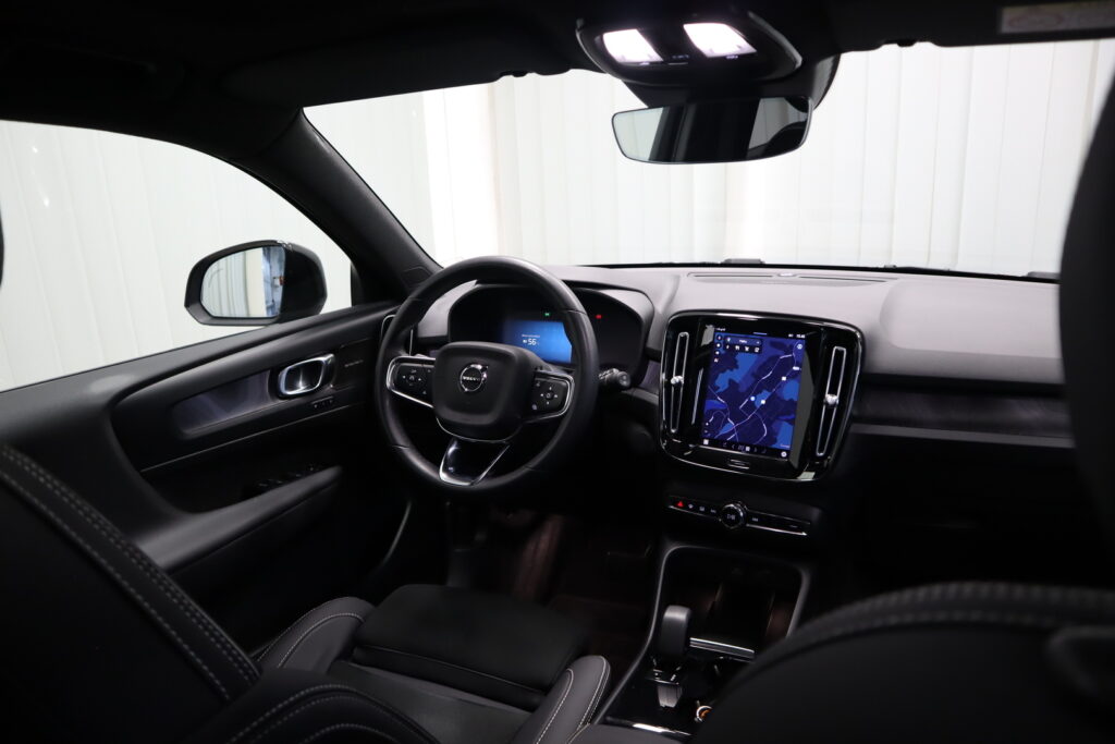 Volvo XC40, image 12