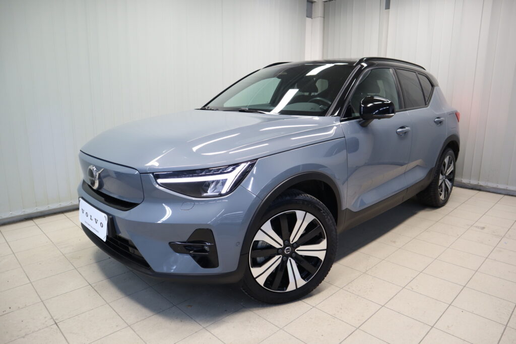 Volvo XC40, image 2