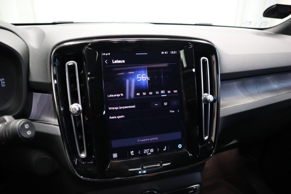 Volvo XC40, image 24