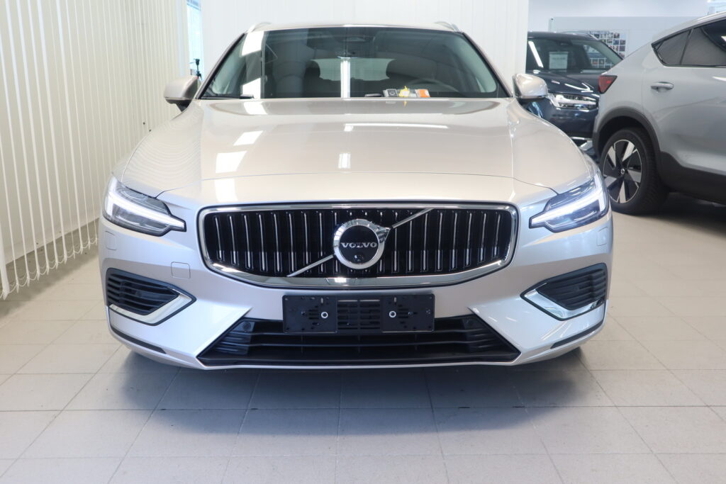 Volvo V60, image 2