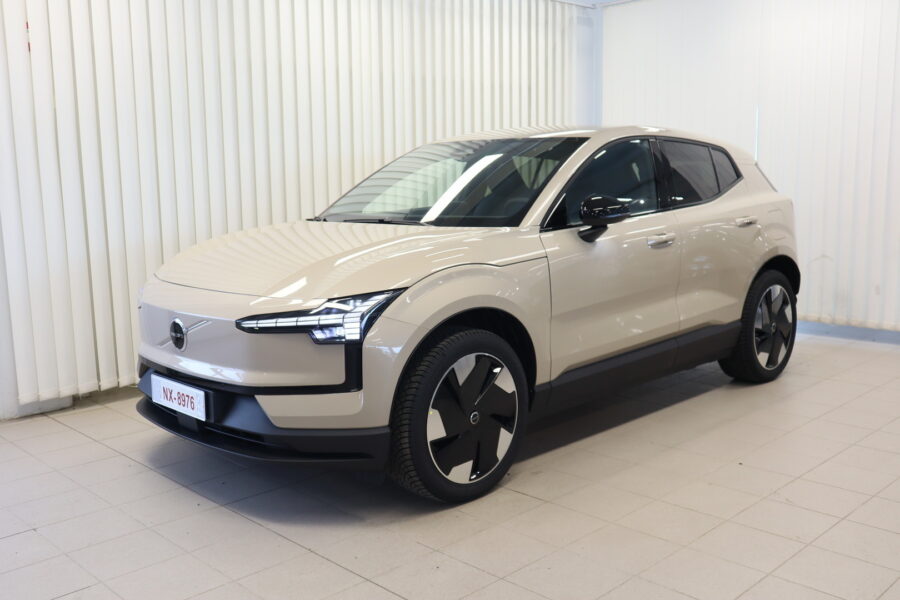 Volvo EX30, image 1