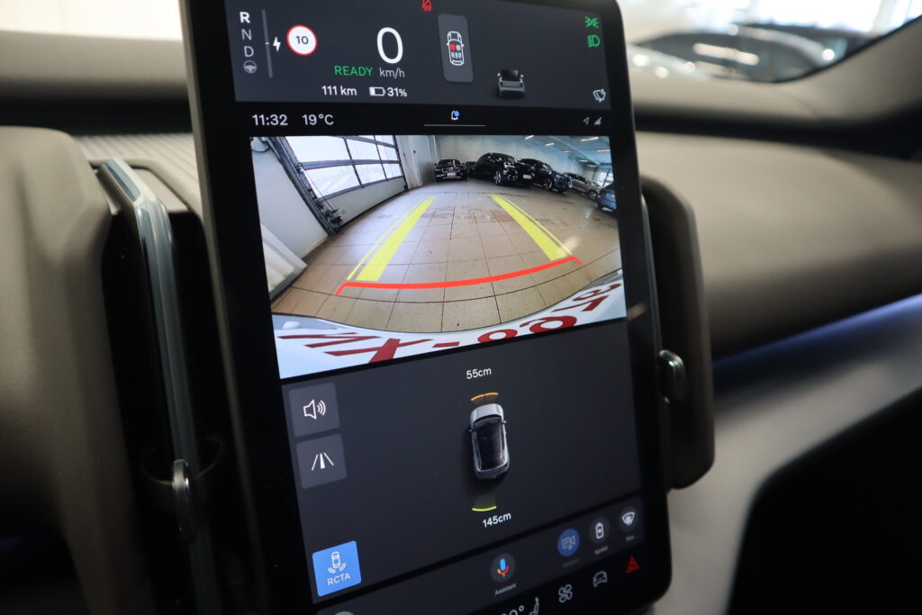 Volvo EX30, image 15