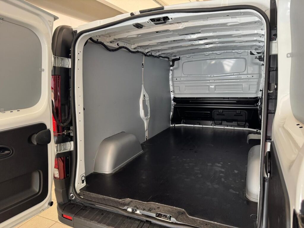 Renault Trafic, image 12