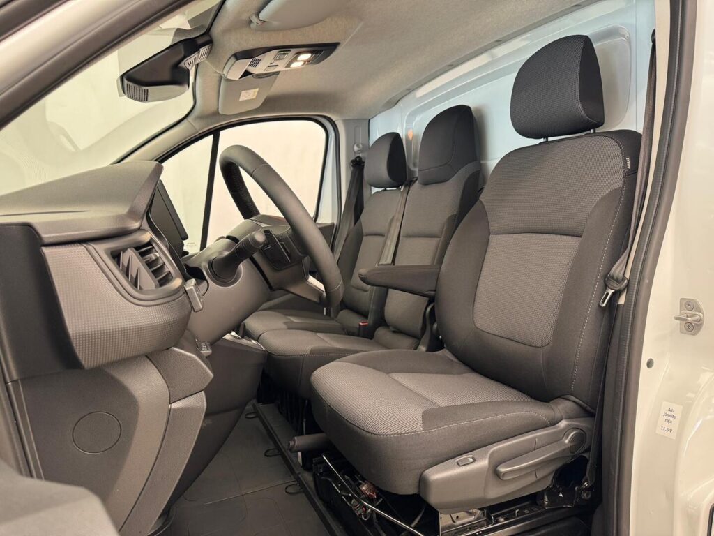 Renault Trafic, image 6