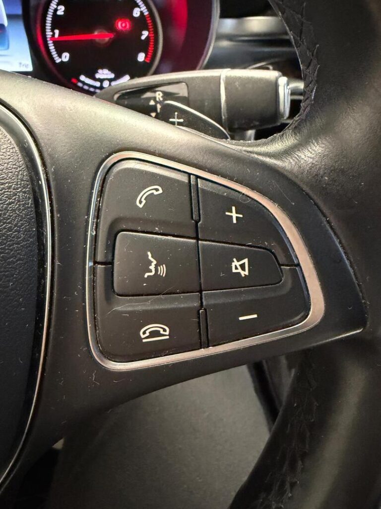 Mercedes-Benz GLC, image 15