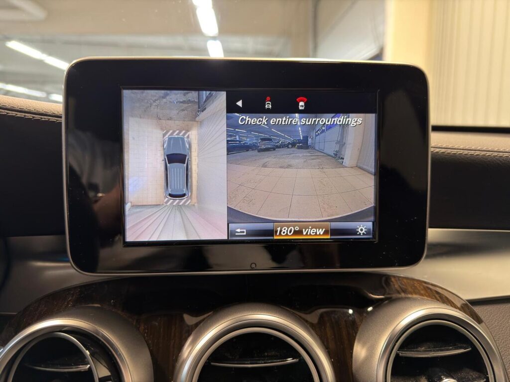 Mercedes-Benz GLC, image 17