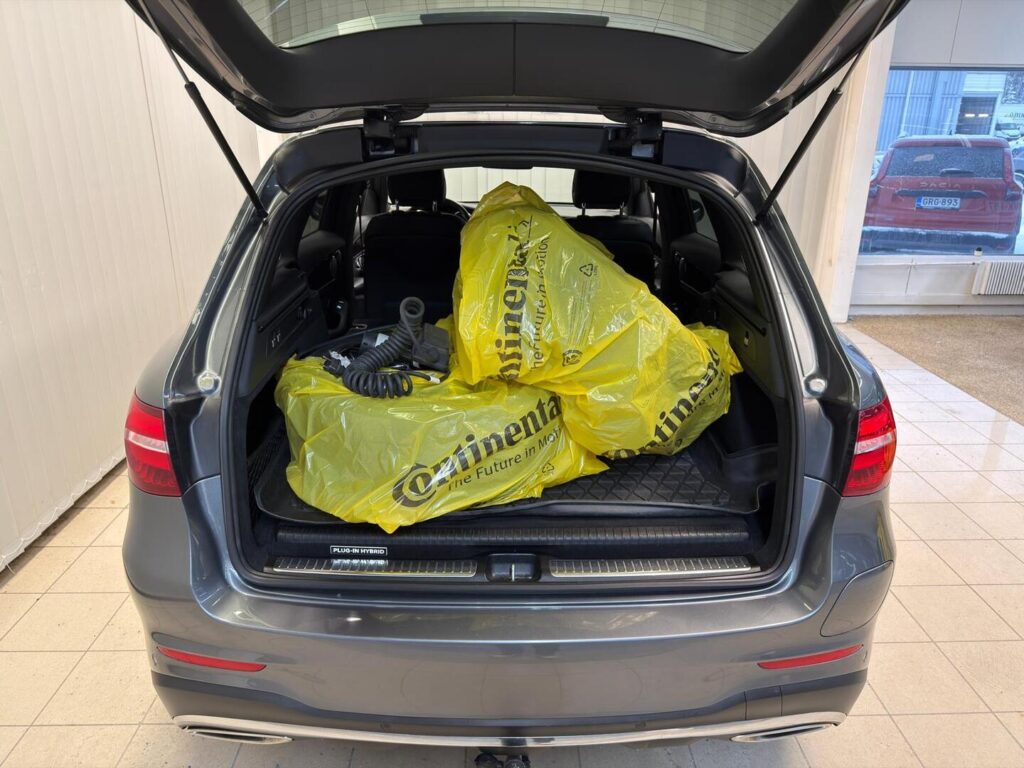 Mercedes-Benz GLC, image 24