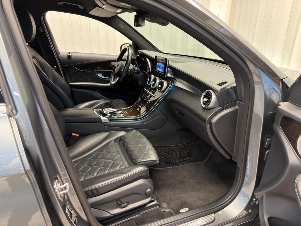 Mercedes-Benz GLC, image 9