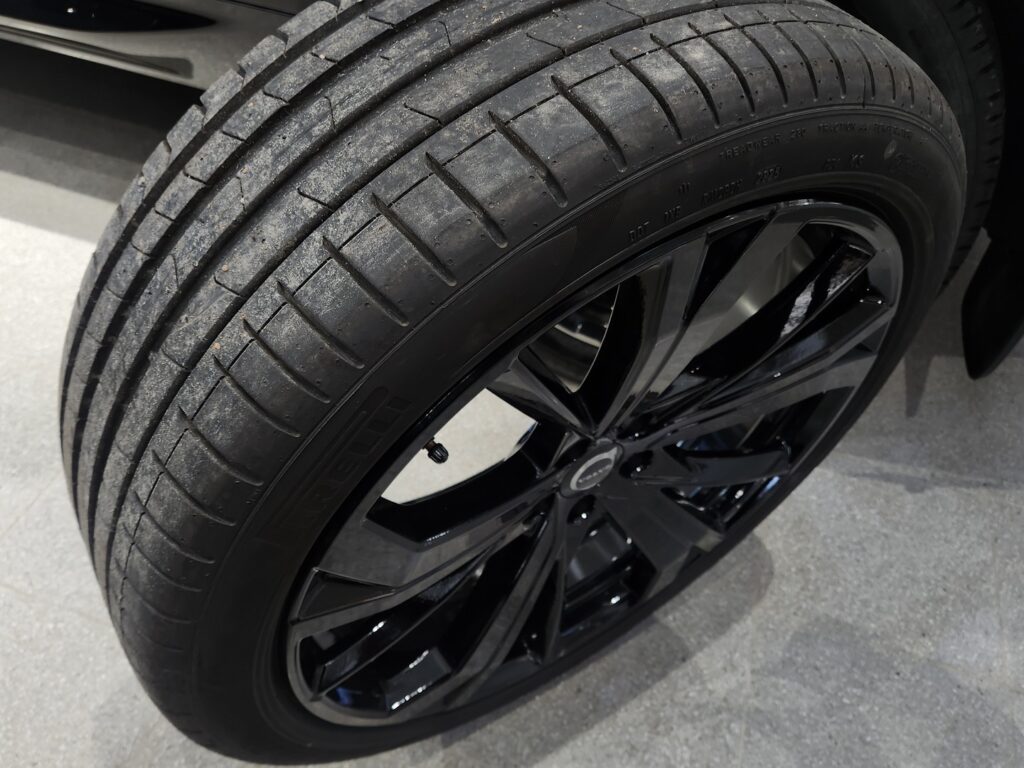 Volvo XC60, image 19