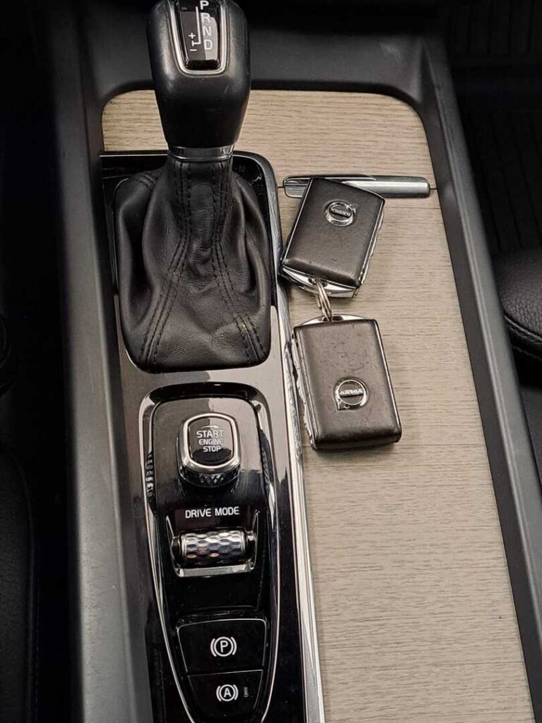 Volvo XC60, image 18